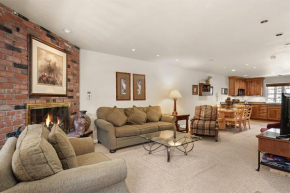 Alpenblick 13, Spacious Townhouse with Lots of Great Features, Close to Downtown